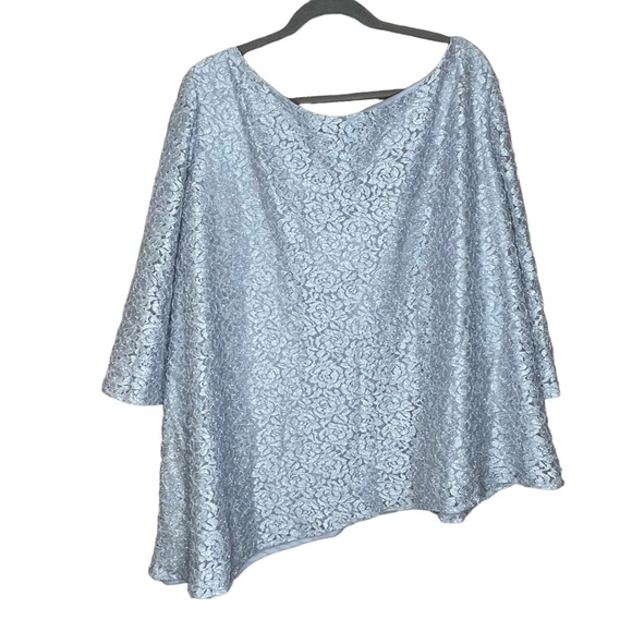 Oleg Cassini Tops - Oleg Cassini Asymmetrical Silver with floral Lace EUC Size 24W